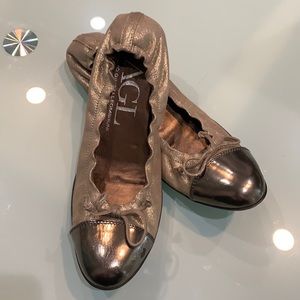 Brand New AGL flat 39.5